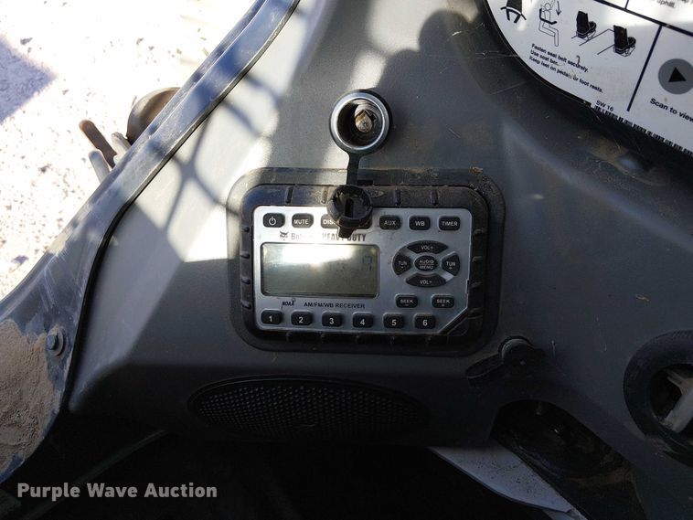 image for item YA1253 2019 Bobcat T740 tracked skid steer loader