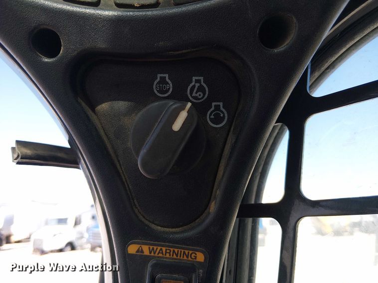 image for item YA1253 2019 Bobcat T740 tracked skid steer loader