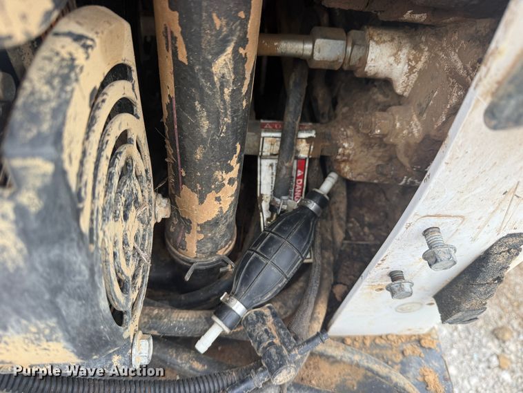 image for item YA1253 2019 Bobcat T740 tracked skid steer loader