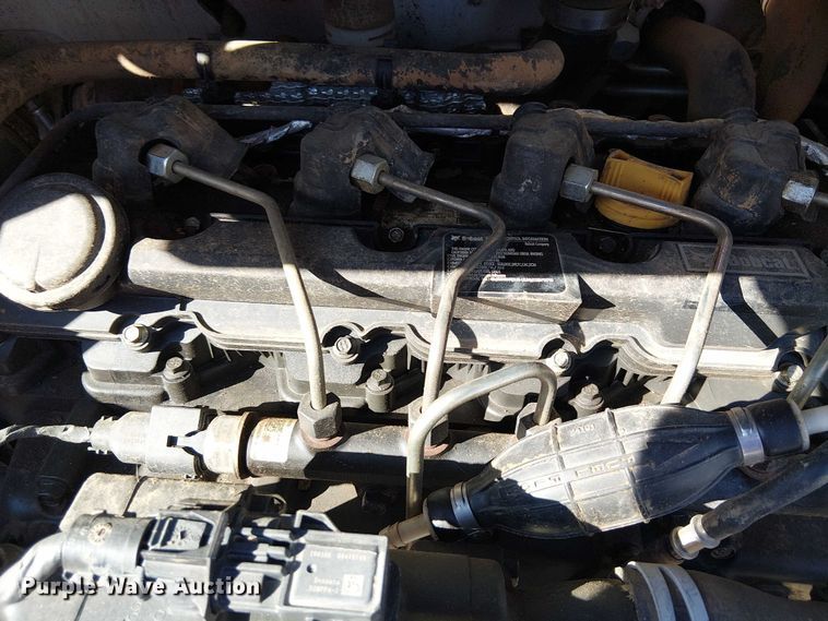 image for item YA1253 2019 Bobcat T740 tracked skid steer loader