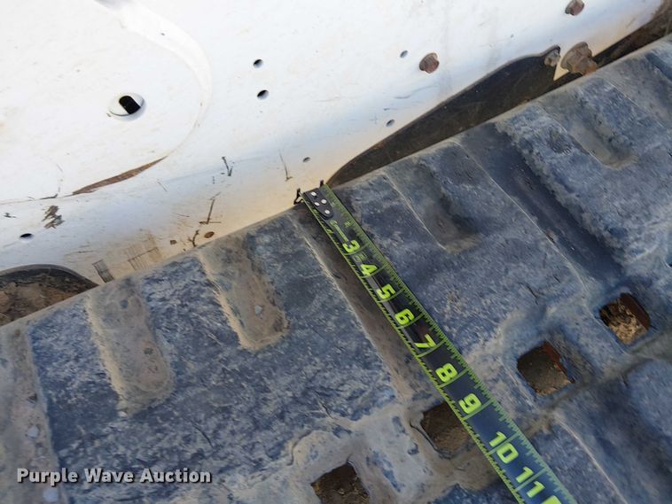 image for item YA1253 2019 Bobcat T740 tracked skid steer loader