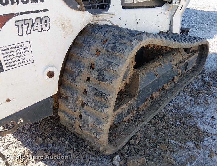 image for item YA1253 2019 Bobcat T740 tracked skid steer loader