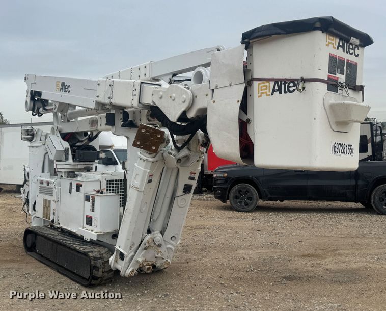 image for item YA1389 2019 Altec TDA58 tracked boom lift