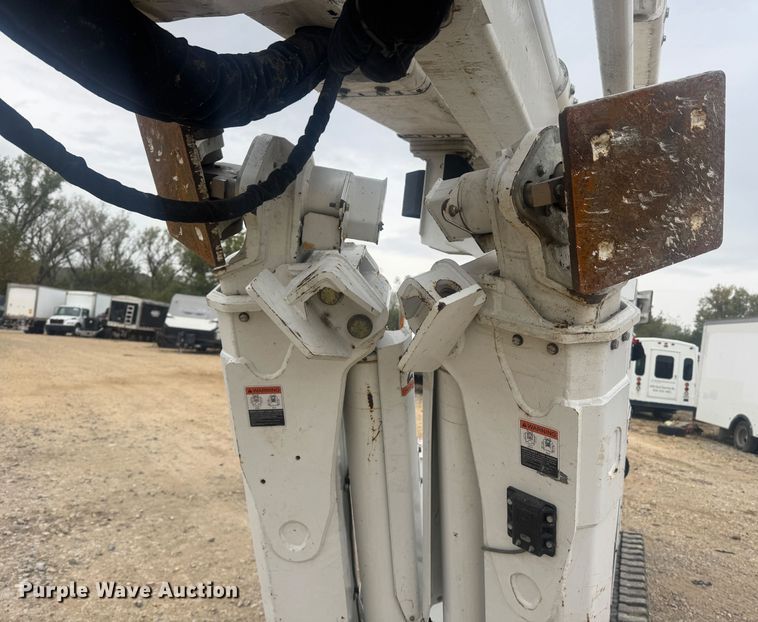 image for item YA1389 2019 Altec TDA58 tracked boom lift