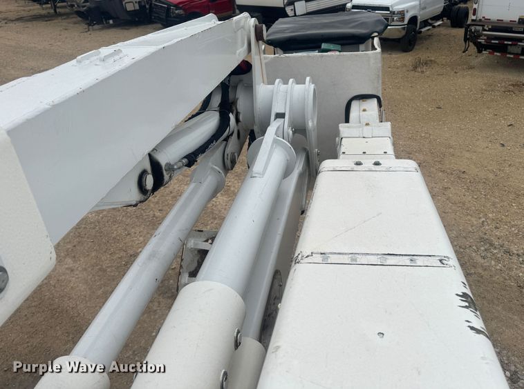 image for item YA1389 2019 Altec TDA58 tracked boom lift