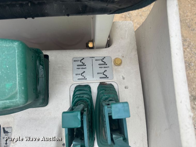 image for item YA1389 2019 Altec TDA58 tracked boom lift