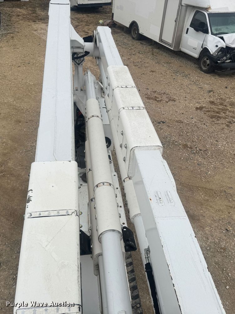 image for item YA1389 2019 Altec TDA58 tracked boom lift