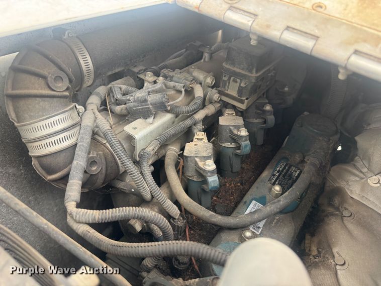 image for item YA1389 2019 Altec TDA58 tracked boom lift