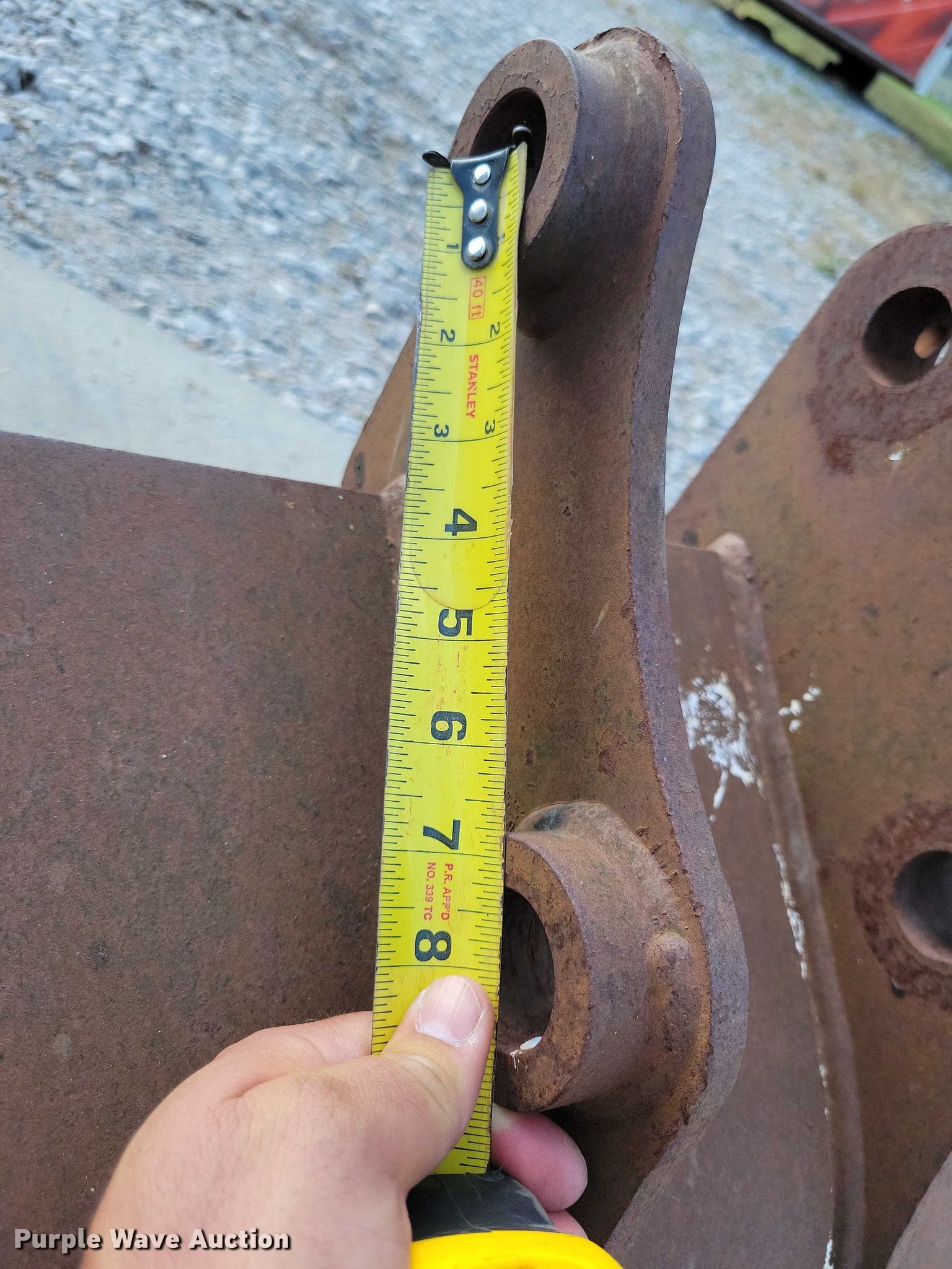 2) WB excavator buckets in Ames, IA | Item DZ6733 for sale