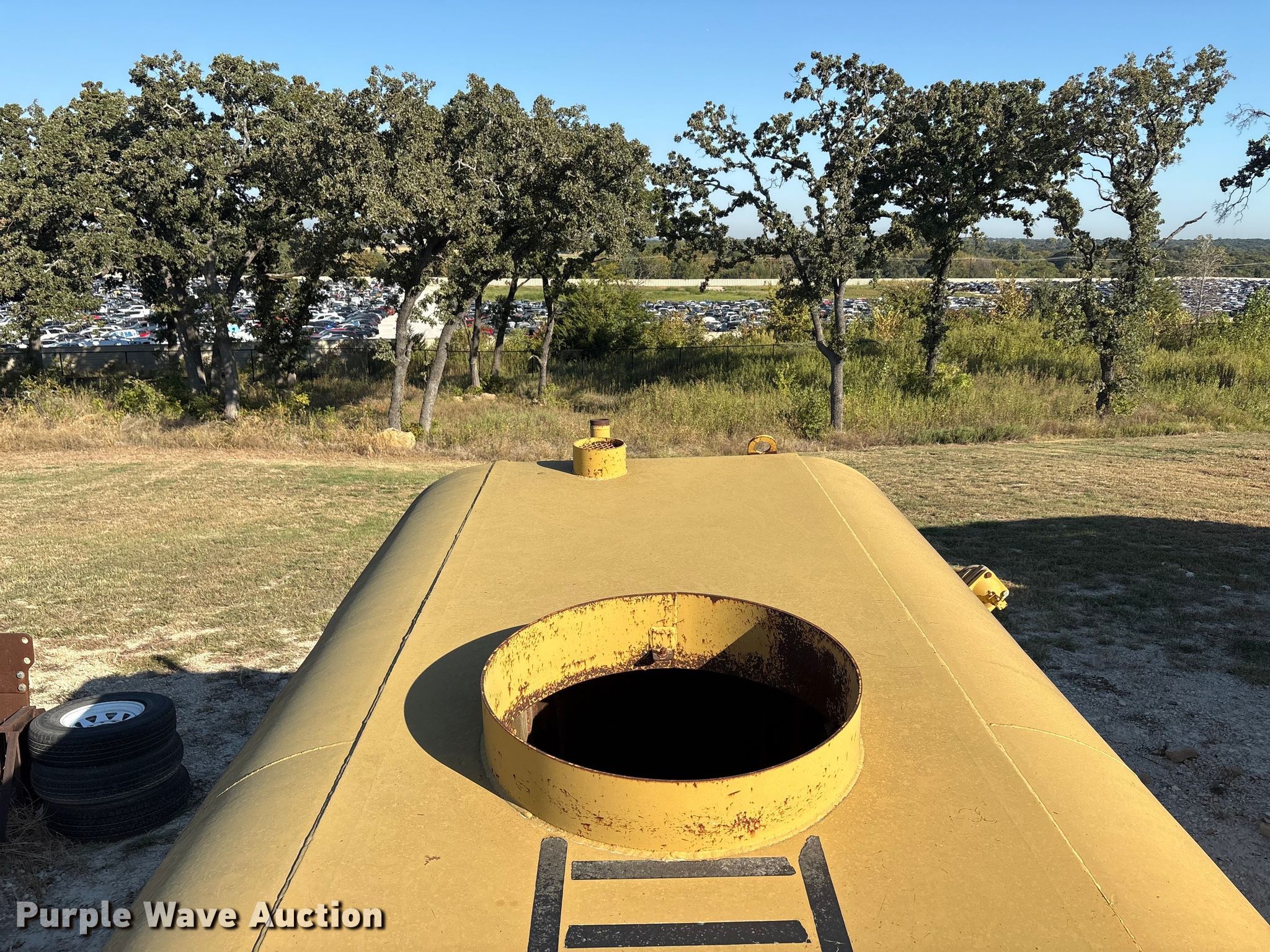 2006 Klein K-500 water tank bed in Burleson, TX | Item EA7588 sold ...