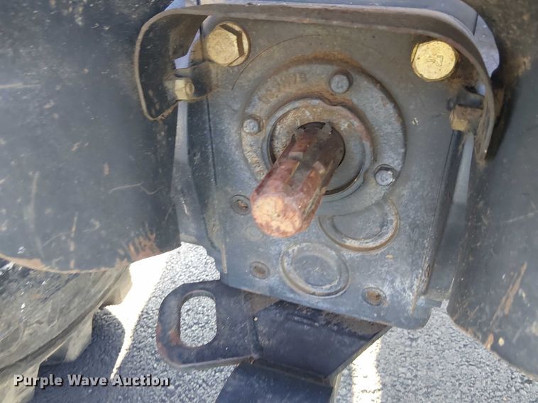 image for item DJ7860 New Holland TC30 MFWD tractor