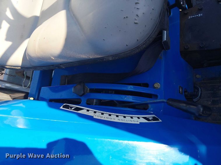 image for item DJ7860 New Holland TC30 MFWD tractor