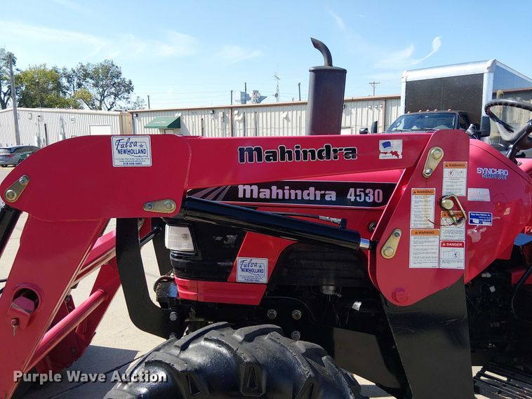 image for item DJ7862 Mahindra 4530 MFWD tractor