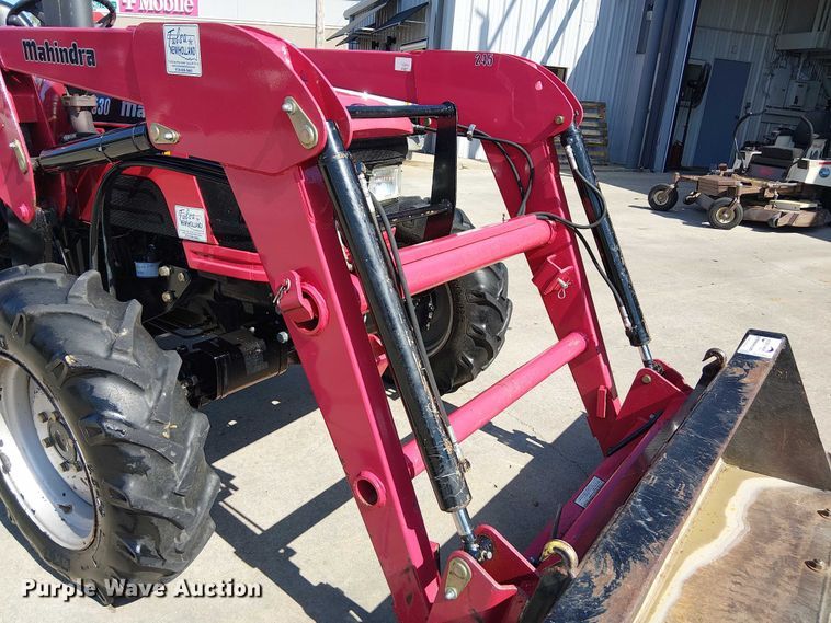 image for item DJ7862 Mahindra 4530 MFWD tractor