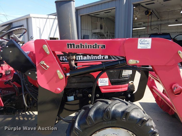 image for item DJ7862 Mahindra 4530 MFWD tractor