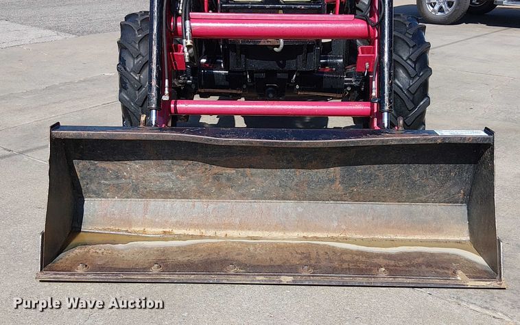 image for item DJ7862 Mahindra 4530 MFWD tractor