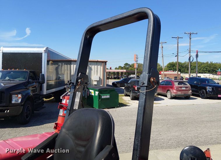 image for item DJ7862 Mahindra 4530 MFWD tractor