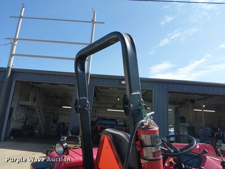 image for item DJ7862 Mahindra 4530 MFWD tractor