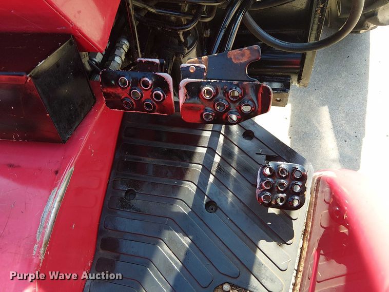 image for item DJ7862 Mahindra 4530 MFWD tractor