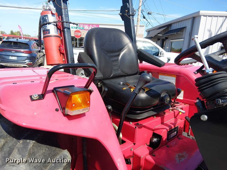 image for item DJ7862 Mahindra 4530 MFWD tractor
