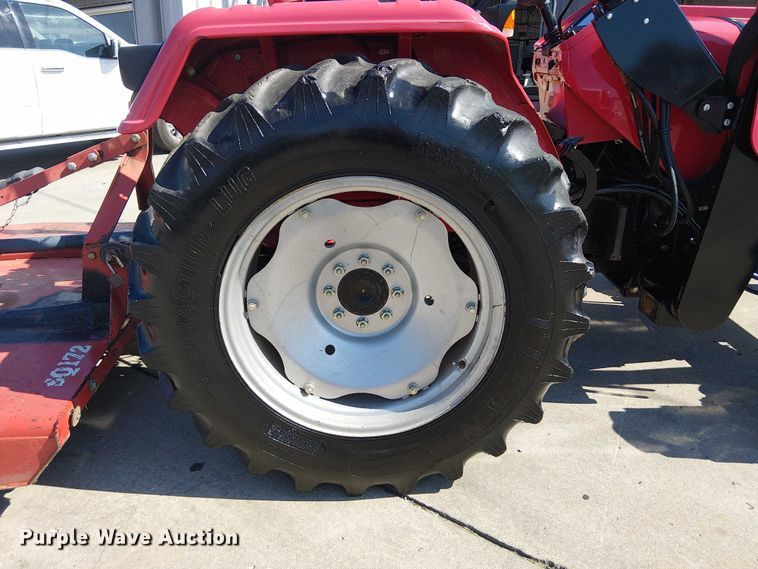 image for item DJ7862 Mahindra 4530 MFWD tractor