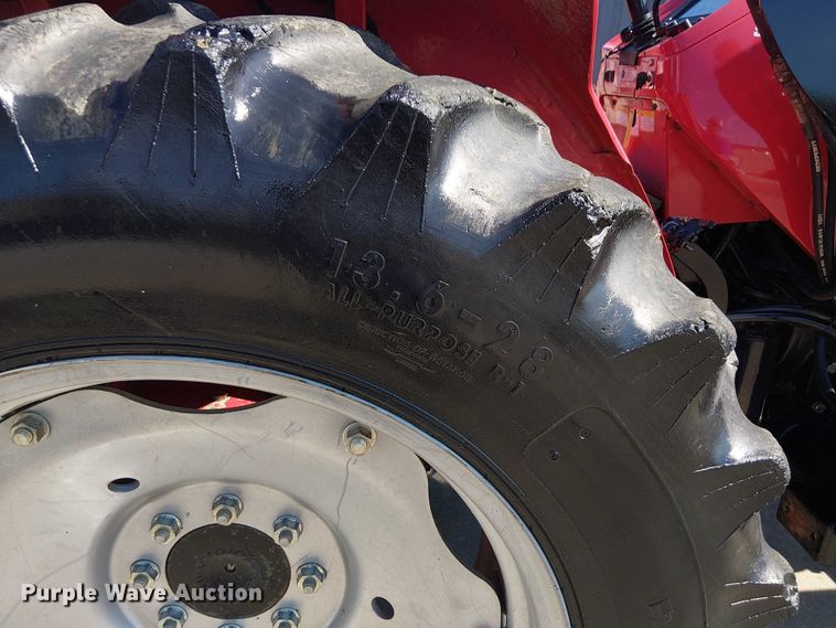 image for item DJ7862 Mahindra 4530 MFWD tractor