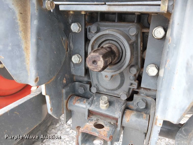 image for item DJ7869 Kubota B3200HSD MFWD tractor