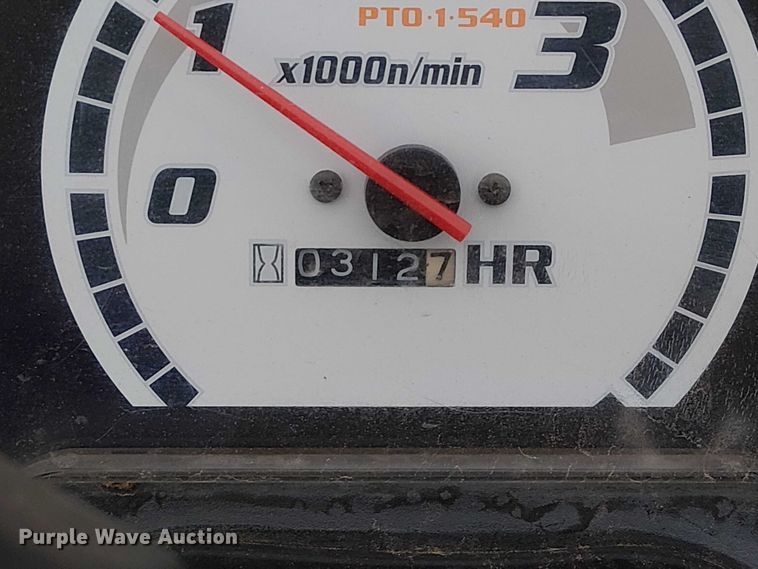 image for item DJ7869 Kubota B3200HSD MFWD tractor