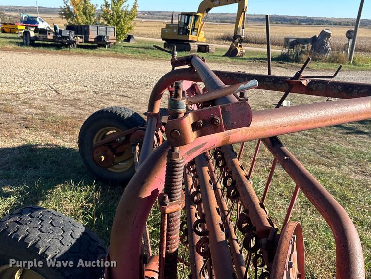image for item DK0031 Massey Ferguson hay rake