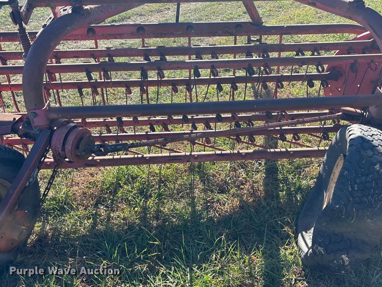 image for item DK0031 Massey Ferguson hay rake