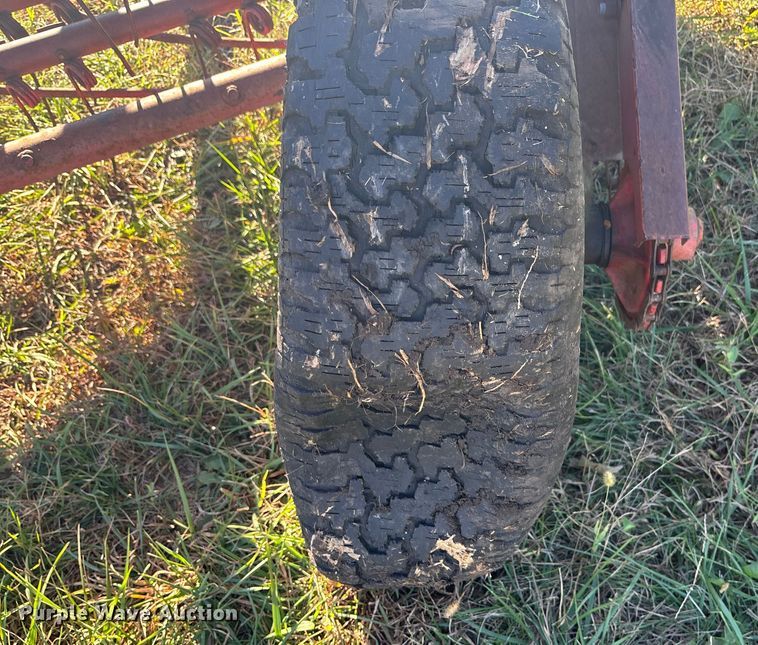 image for item DK0031 Massey Ferguson hay rake