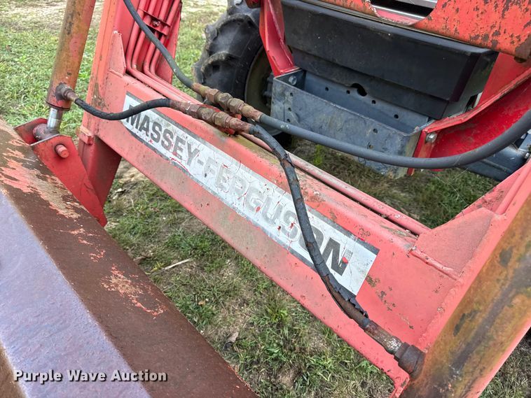 image for item DO2391 Massey Ferguson 1190 MFWD tractor