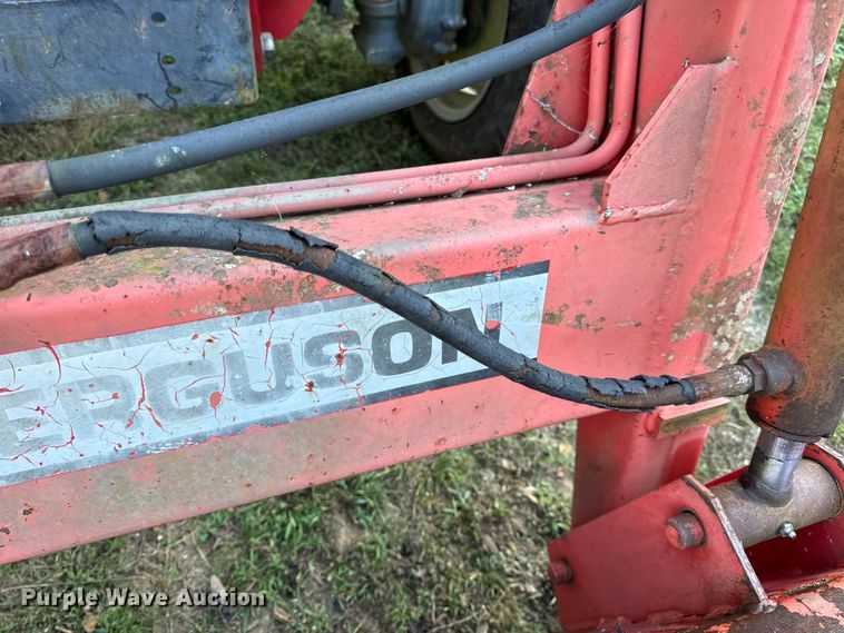 image for item DO2391 Massey Ferguson 1190 MFWD tractor