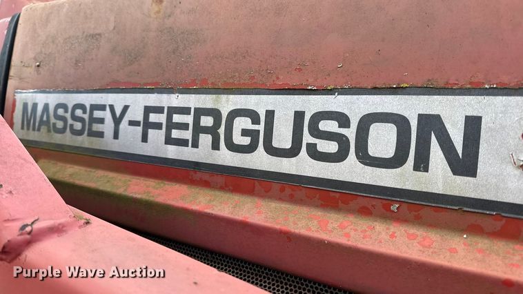 image for item DO2391 Massey Ferguson 1190 MFWD tractor