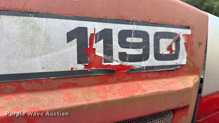 image for item DO2391 Massey Ferguson 1190 MFWD tractor