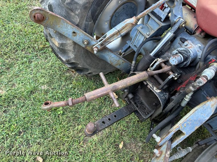 image for item DO2391 Massey Ferguson 1190 MFWD tractor