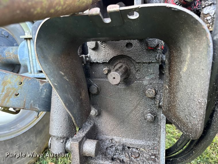 image for item DO2391 Massey Ferguson 1190 MFWD tractor