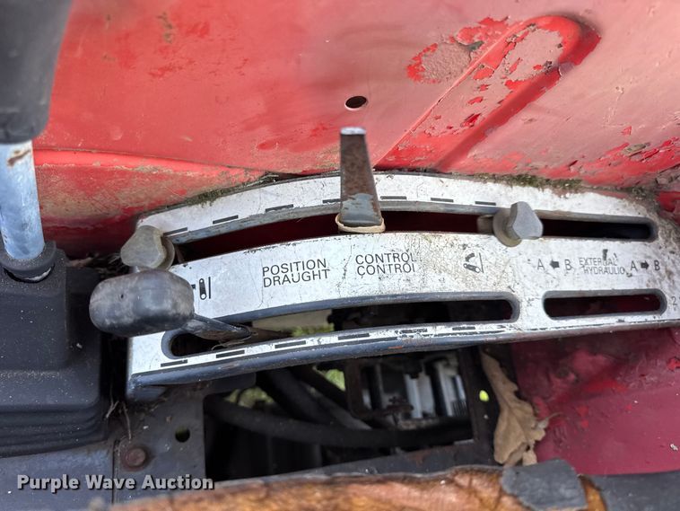 image for item DO2391 Massey Ferguson 1190 MFWD tractor