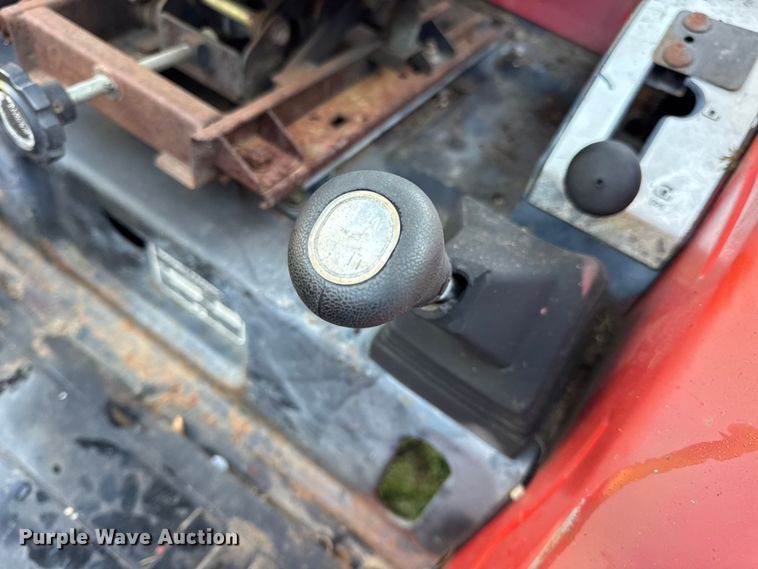 image for item DO2391 Massey Ferguson 1190 MFWD tractor