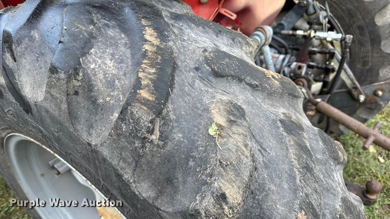 image for item DO2391 Massey Ferguson 1190 MFWD tractor