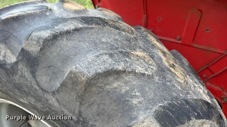 image for item DO2391 Massey Ferguson 1190 MFWD tractor