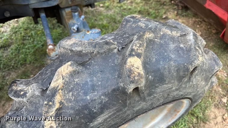 image for item DO2391 Massey Ferguson 1190 MFWD tractor