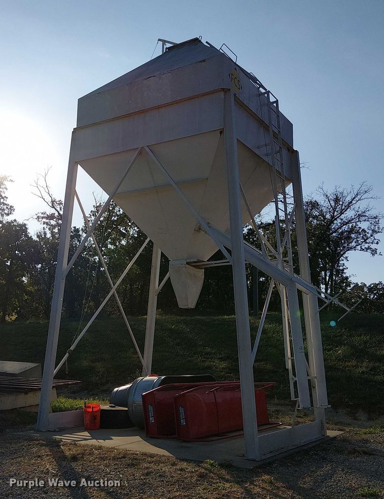 image for item DU3594 FCS grain bin 