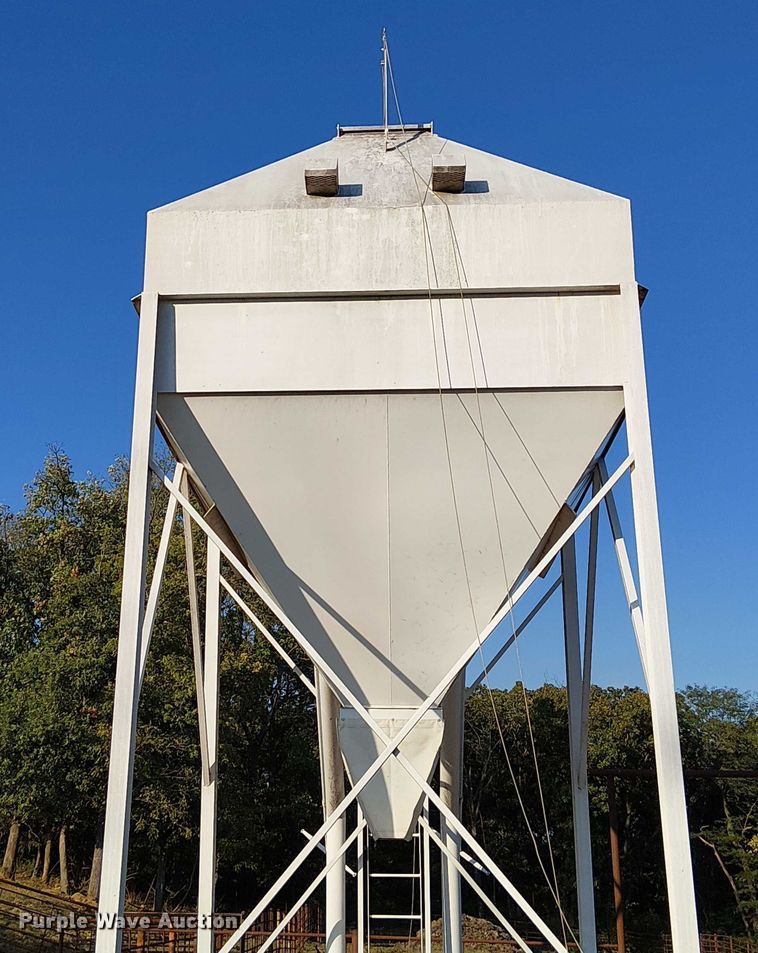 image for item DU3594 FCS grain bin 