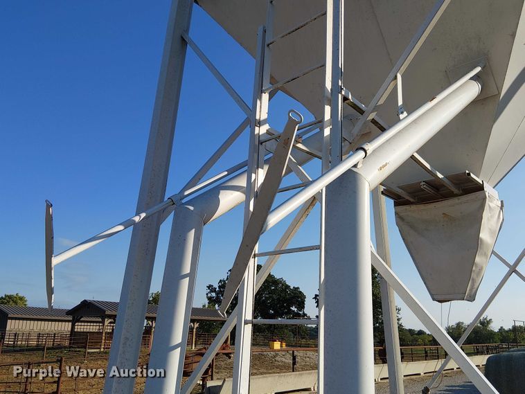 image for item DU3594 FCS grain bin 