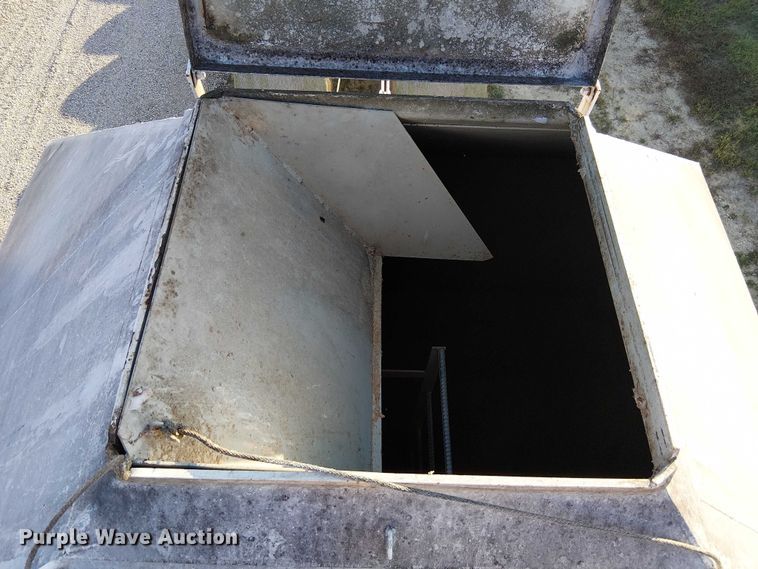 image for item DU3594 FCS grain bin 