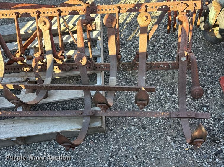 image for item DW4299 Chisel