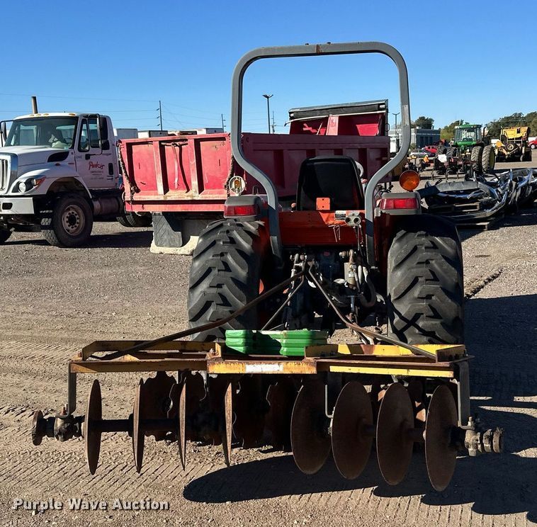 image for item DW4303 1994 Kubota L2900GST HFWD tractor