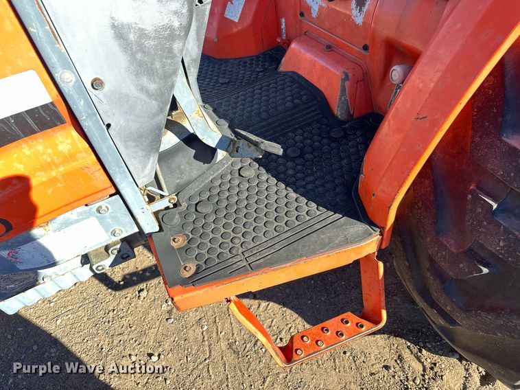 image for item DW4303 1994 Kubota L2900GST HFWD tractor
