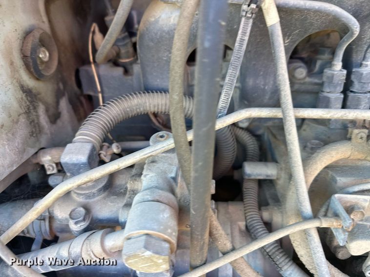 image for item DW4303 1994 Kubota L2900GST HFWD tractor